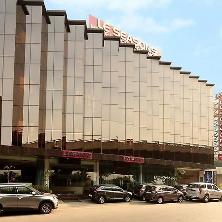 Airport Hotel Le Seasons New Delhi Luaran gambar
