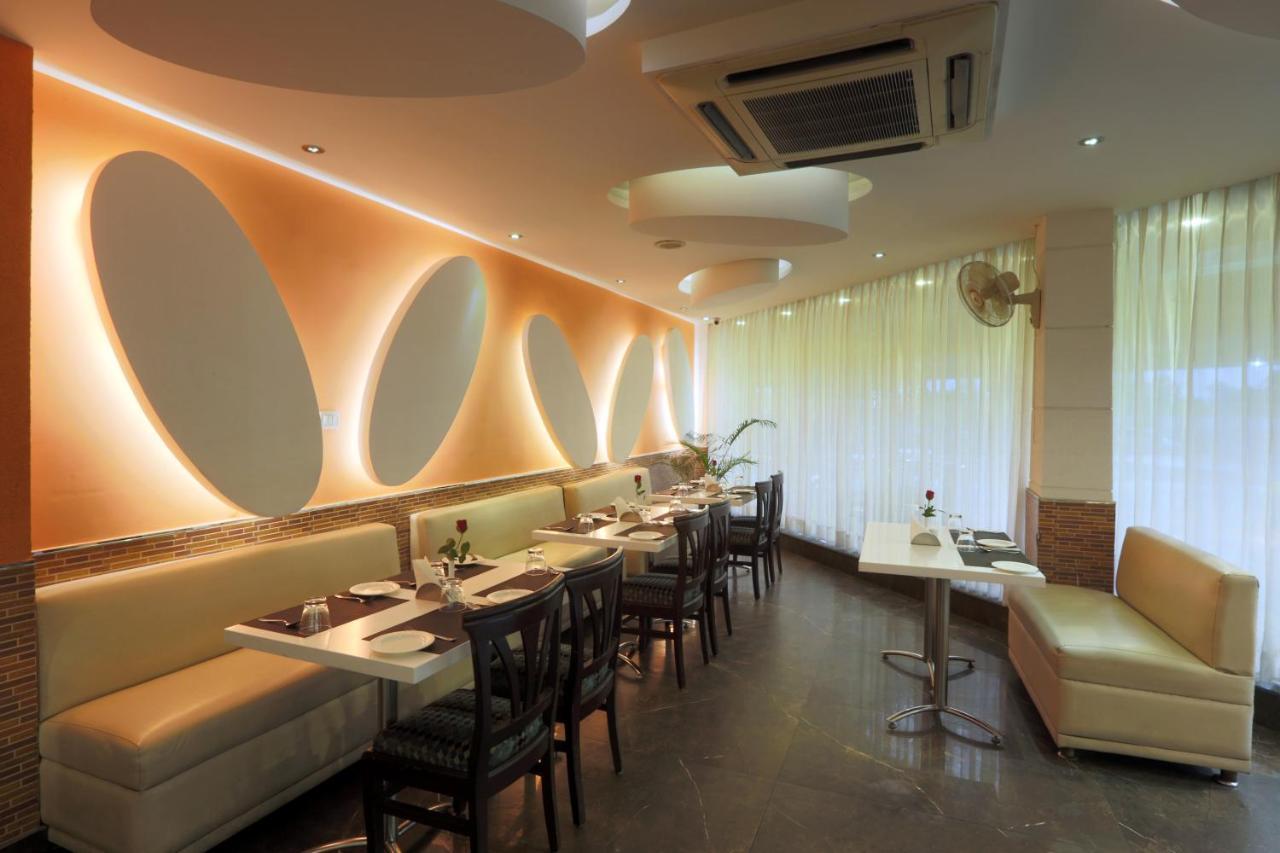 Airport Hotel Le Seasons New Delhi Luaran gambar