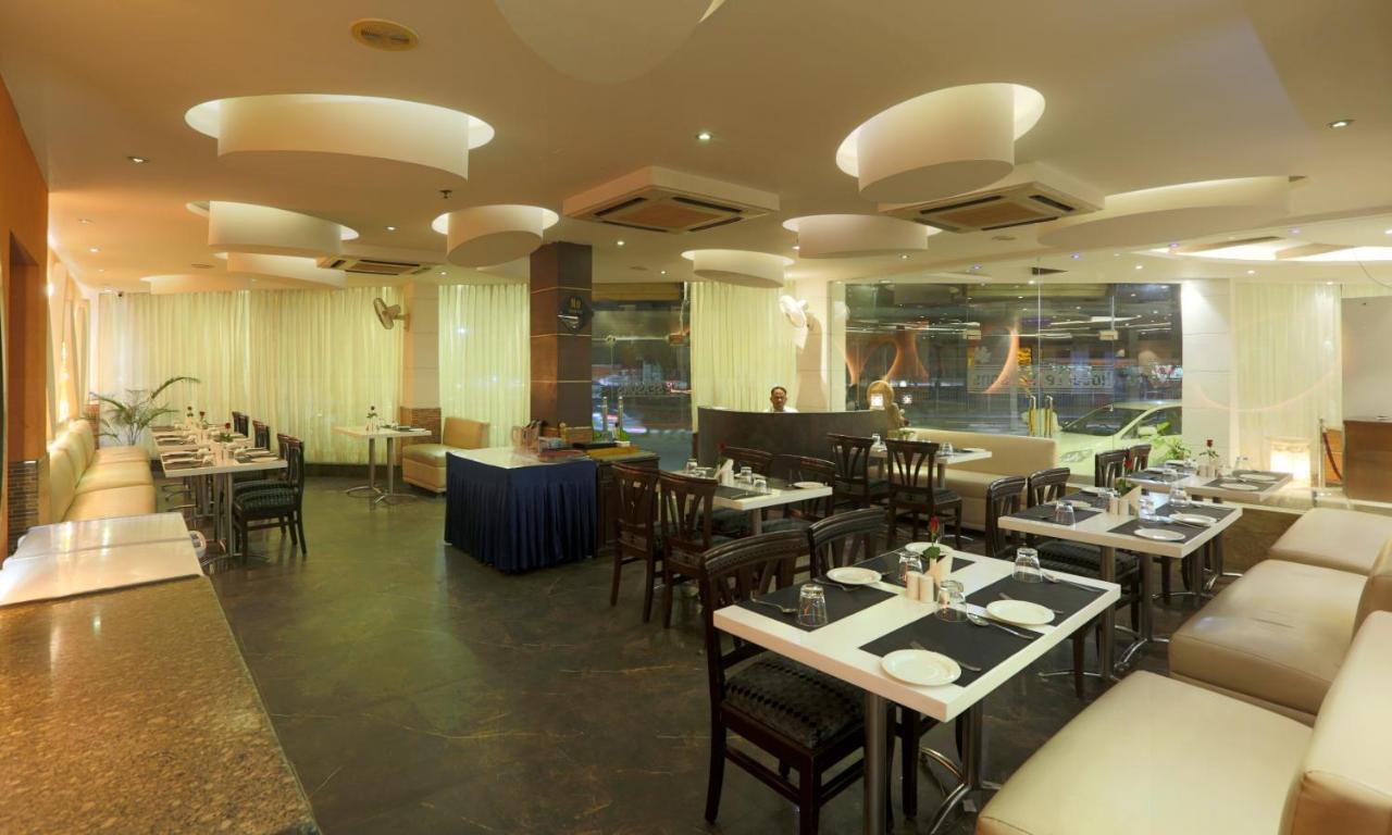 Airport Hotel Le Seasons New Delhi Luaran gambar