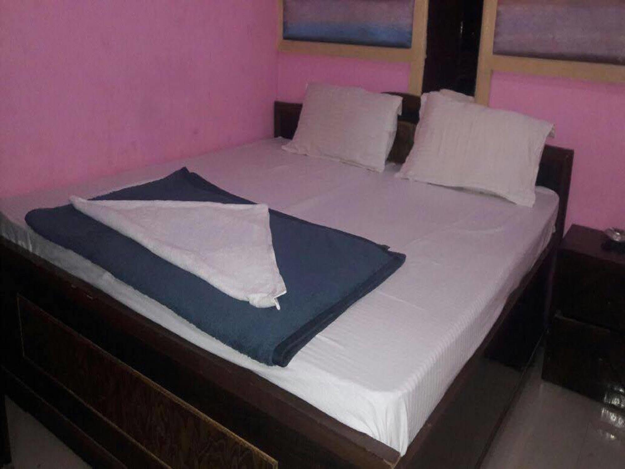 Airport Hotel Le Seasons New Delhi Luaran gambar